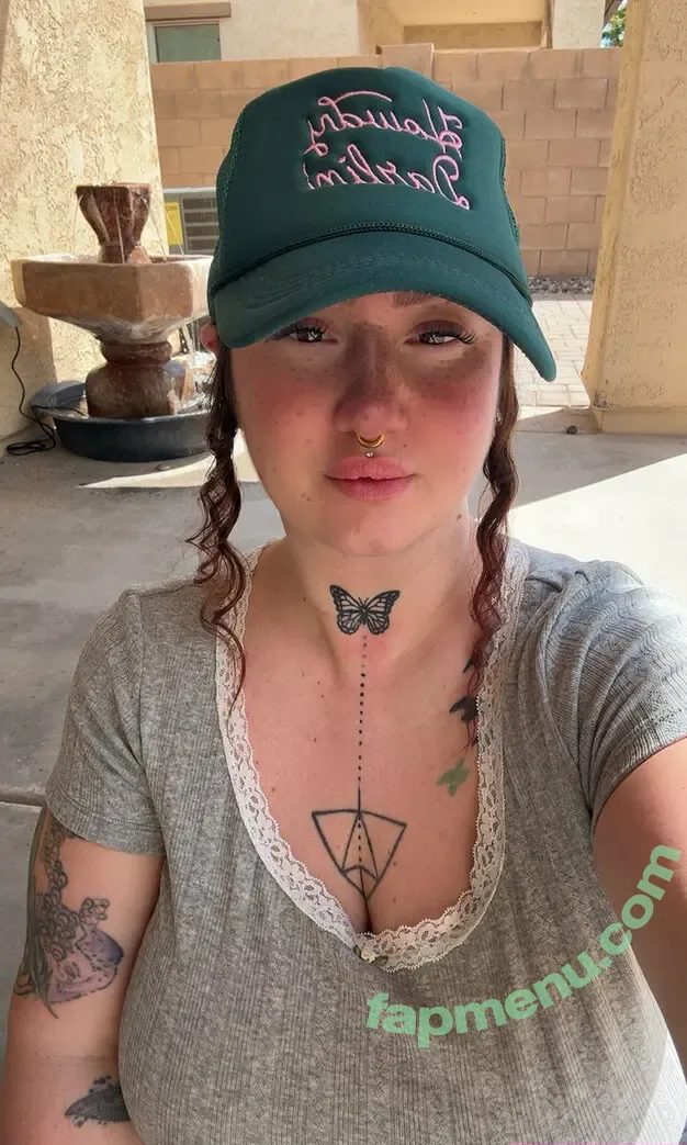 heymegwilde nude photo #0091 (heymegwilde)