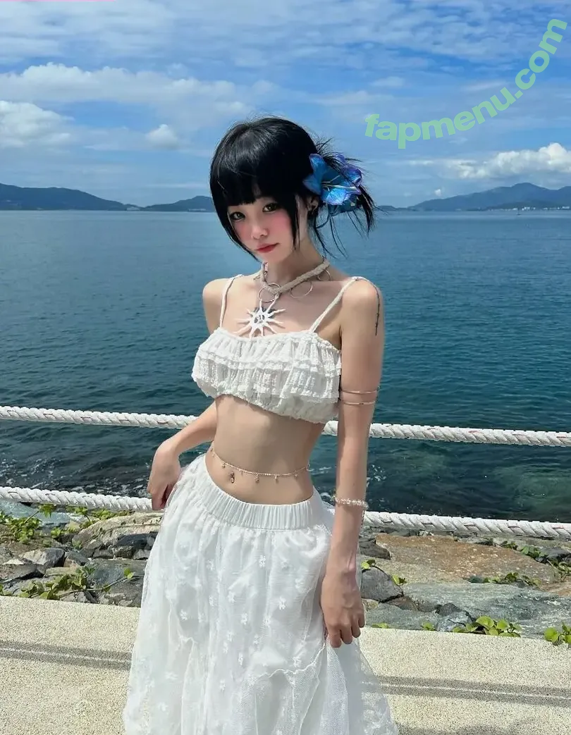 Heyychie nude photo #0006 (Heyychie)