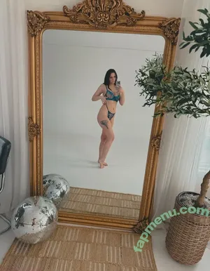  nude photo #0002