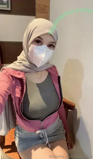 hijabisofiya / hijabisofia nude photo #0072