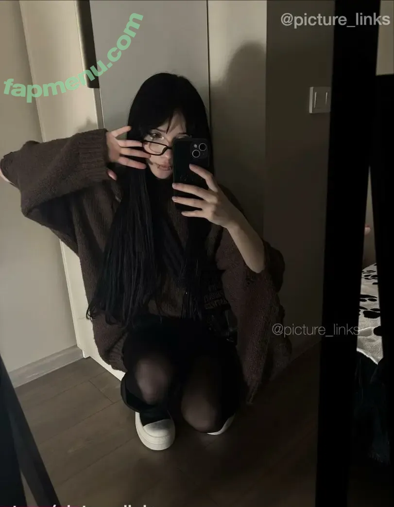 hikkimyra nude photo #0011 (hikkimyra)