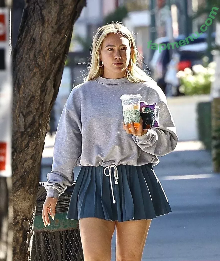 Hilary Duff nude photo #0946 (hilaryduff / kylanharv)
