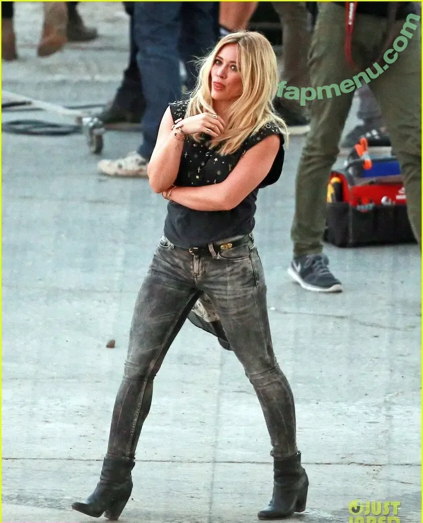 hilaryduff nude photo #0008 (hilaryduff)