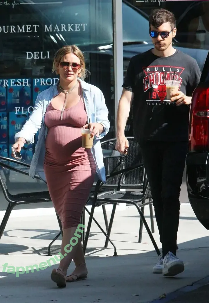 Hillary Duff nude photo #0686 (hilaryduff)