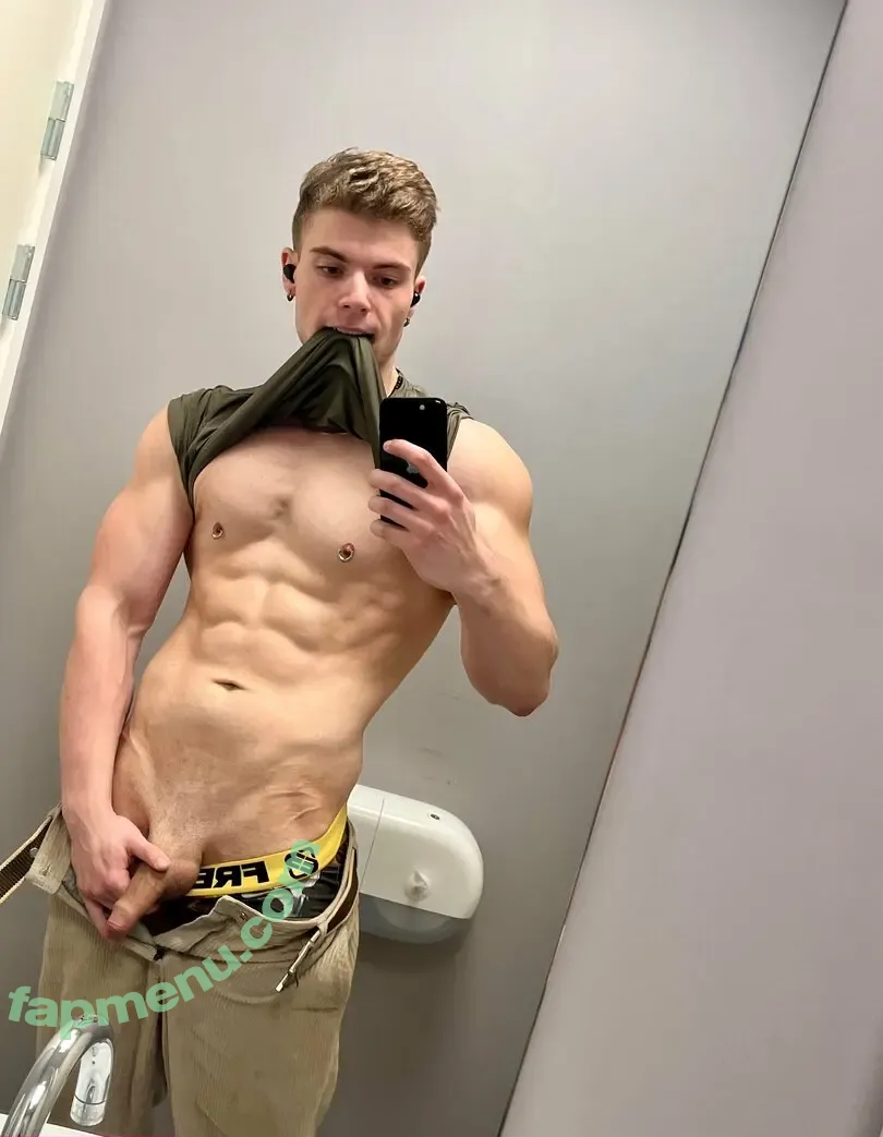 himbo-dragon nude photo #0002 (himbo.dragon)