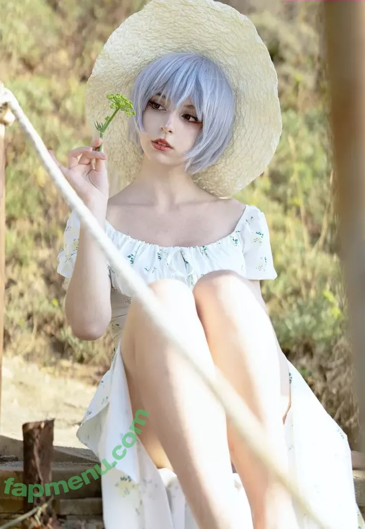 Himee.lily nude photo #0792 (Himeecosplay / kawaiierotica)