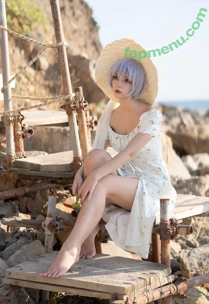 Himee.lily nude photo #0801 (Himeecosplay / kawaiierotica)