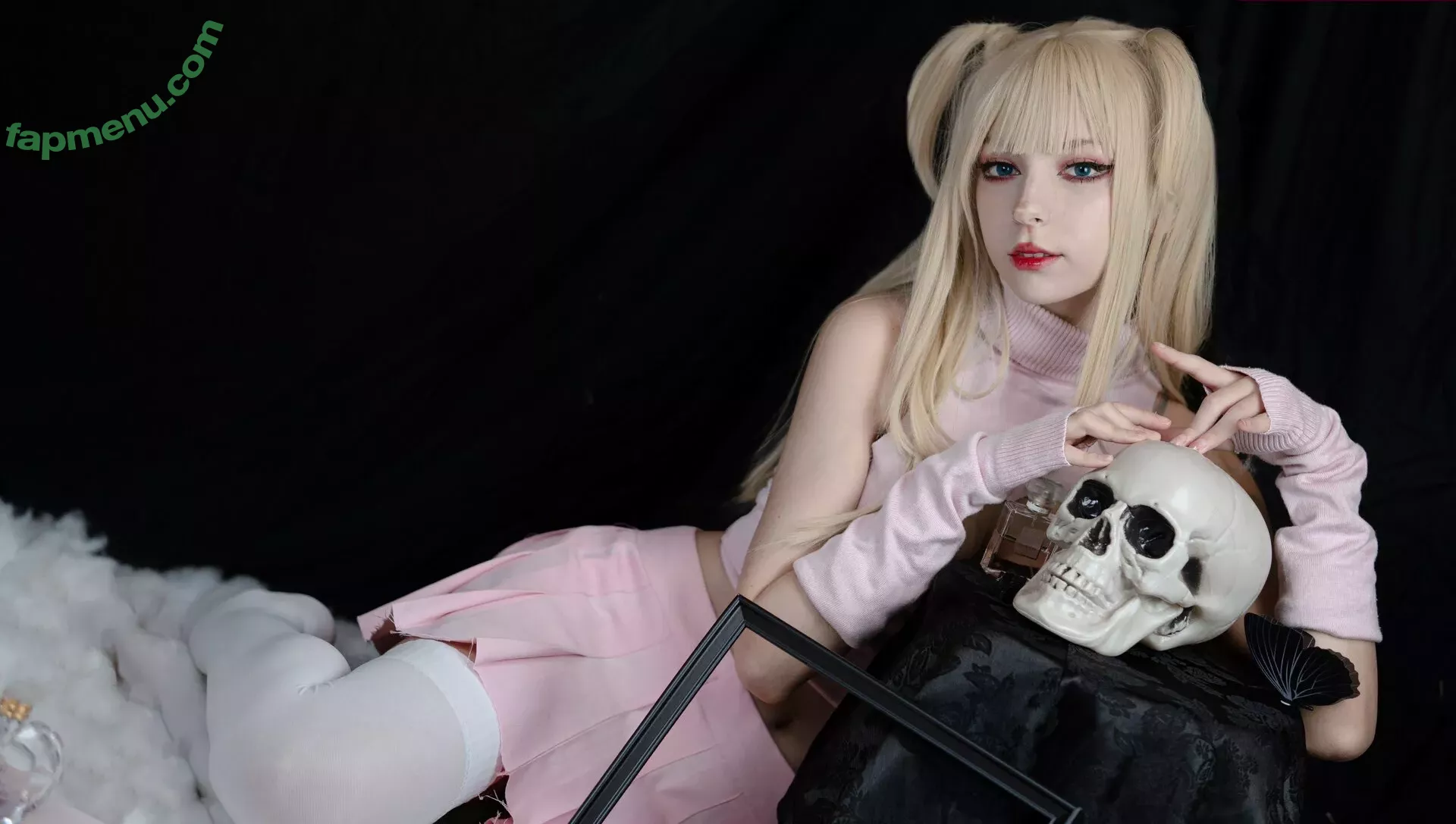 Himee.lily nude photo #0950 (Himeecosplay / kawaiierotica)