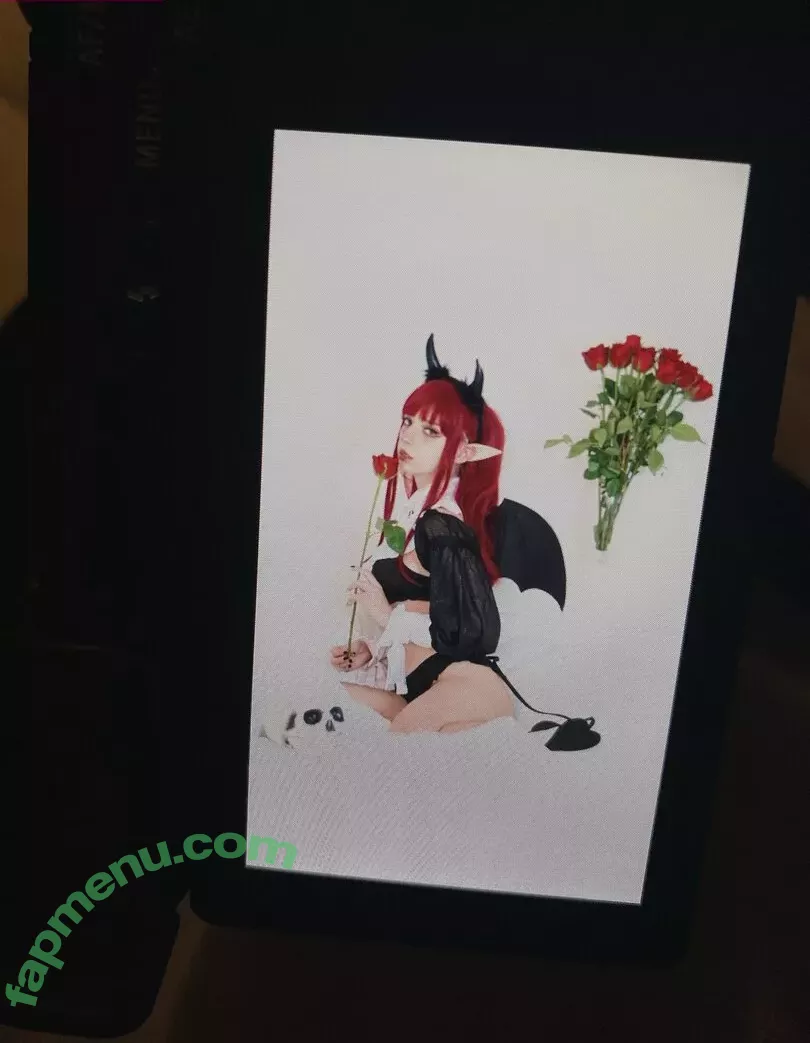 Himee.lily nude photo #1086 (Himeecosplay / kawaiierotica)