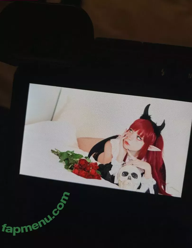 Himee.lily nude photo #1092 (Himeecosplay / kawaiierotica)