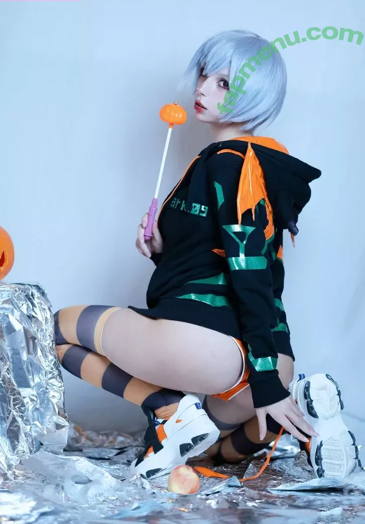 Himee.lily nude photo #1141 (Himeecosplay / kawaiierotica)