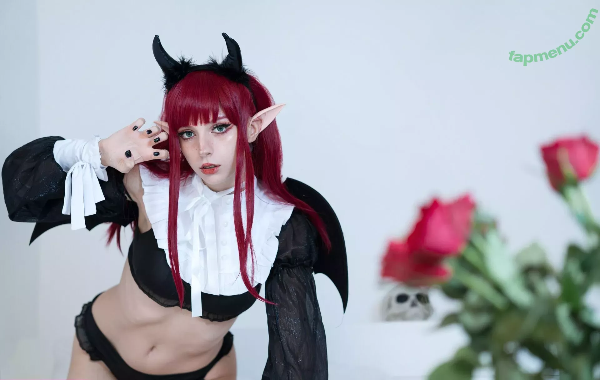 Himee.lily nude photo #1150 (Himeecosplay / kawaiierotica)
