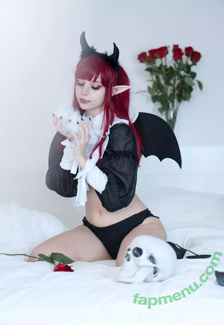Himee.lily nude photo #1153 (Himeecosplay / kawaiierotica)