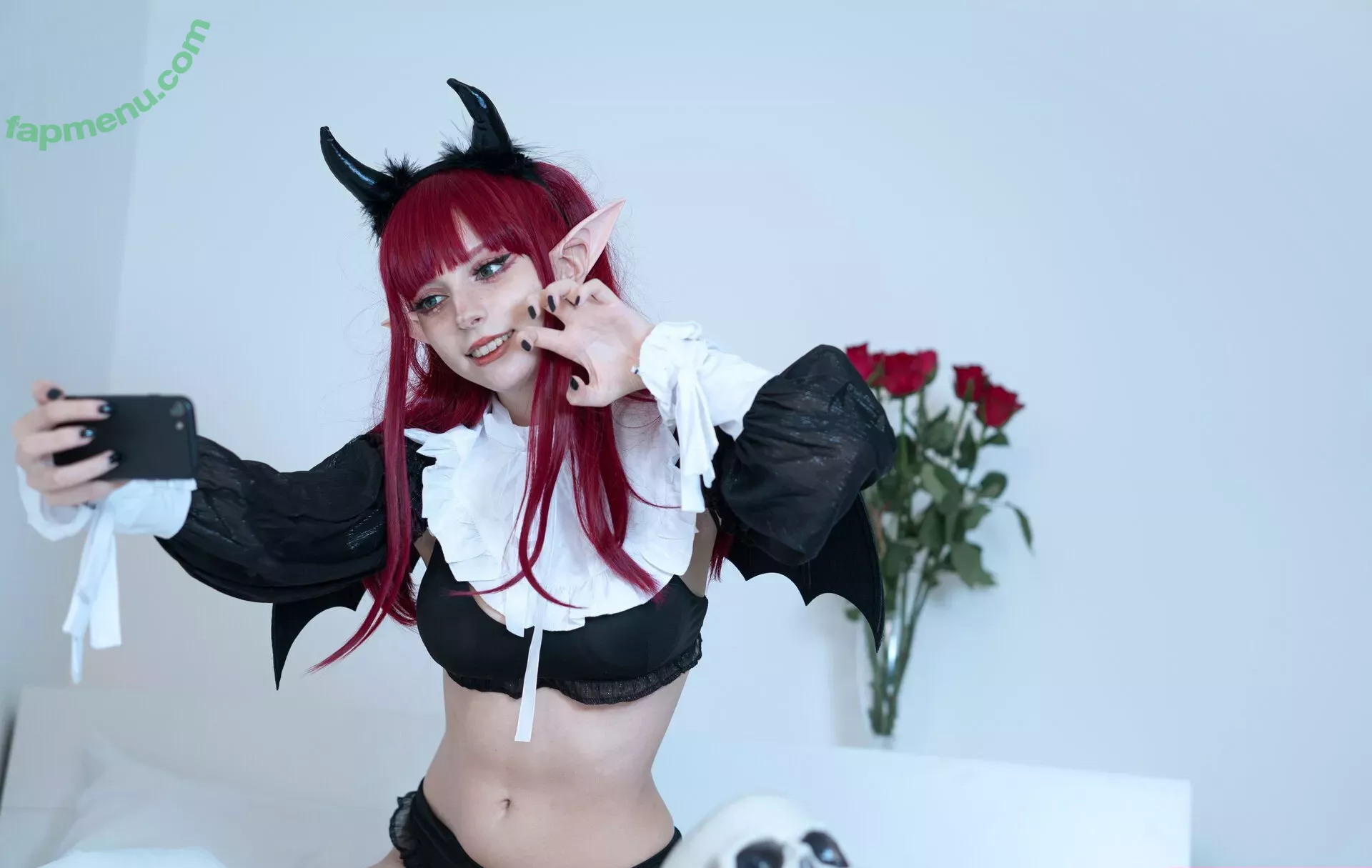 Himee.lily nude photo #1160 (Himeecosplay / kawaiierotica)