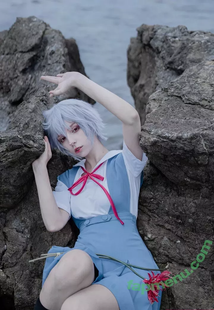 Himee.lily nude photo #1164 (Himeecosplay / kawaiierotica)