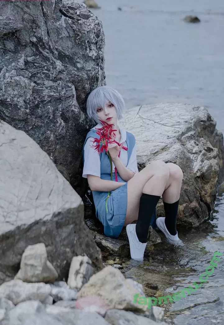 Himee.lily nude photo #1193 (Himeecosplay / kawaiierotica)