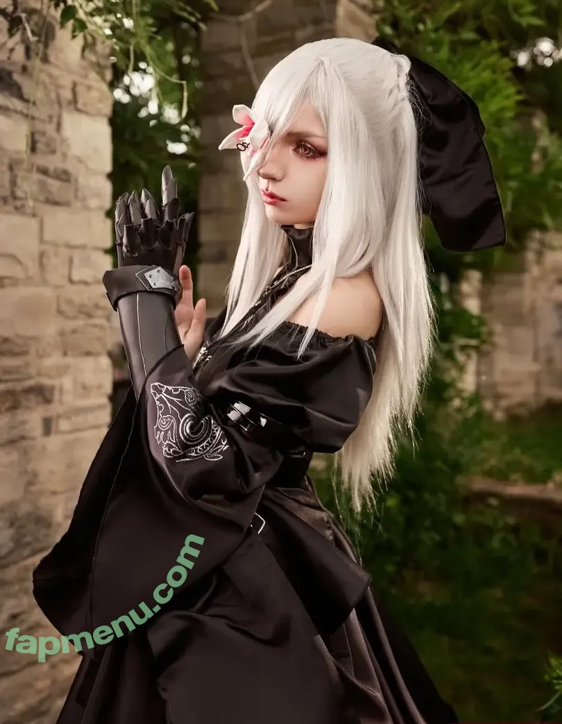 Himee.lily nude photo #1687 (Himeecosplay / kawaiierotica)