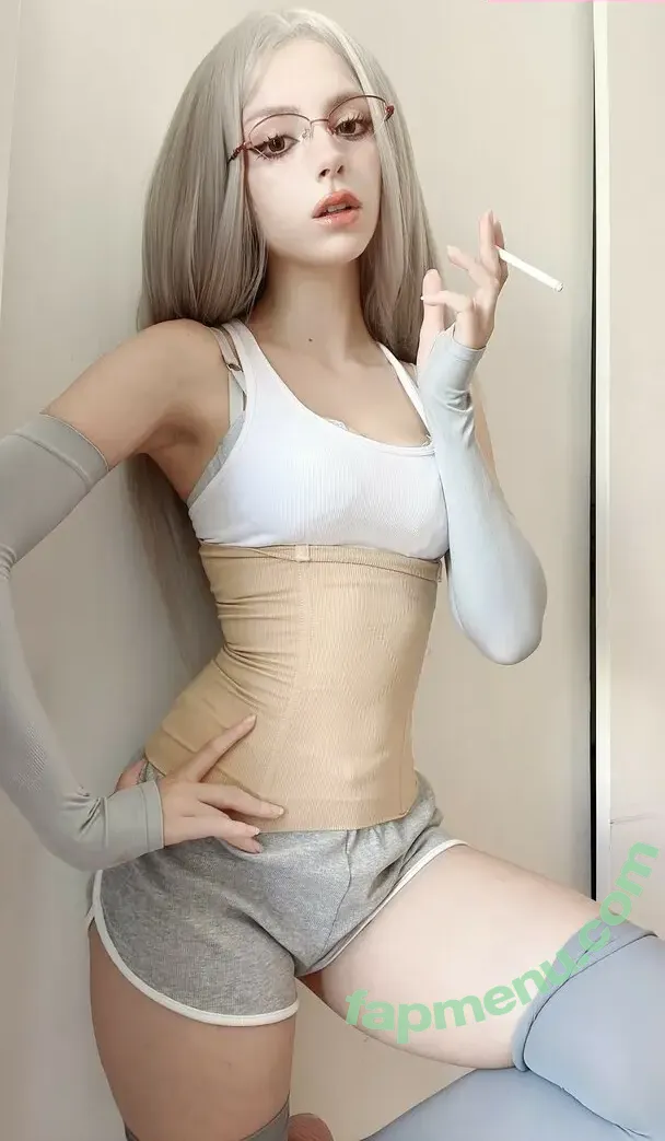 Himee.lily nude photo #1696 (Himeecosplay / kawaiierotica)