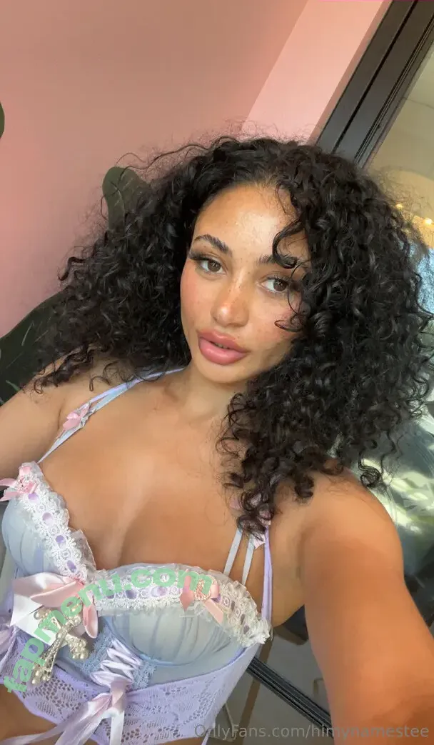 Himynamestee nude photo #0022 (himynamesteee)