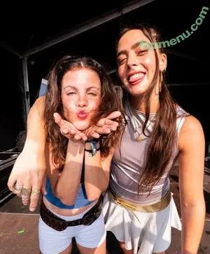 Hinds / hindsband nude photo #0032