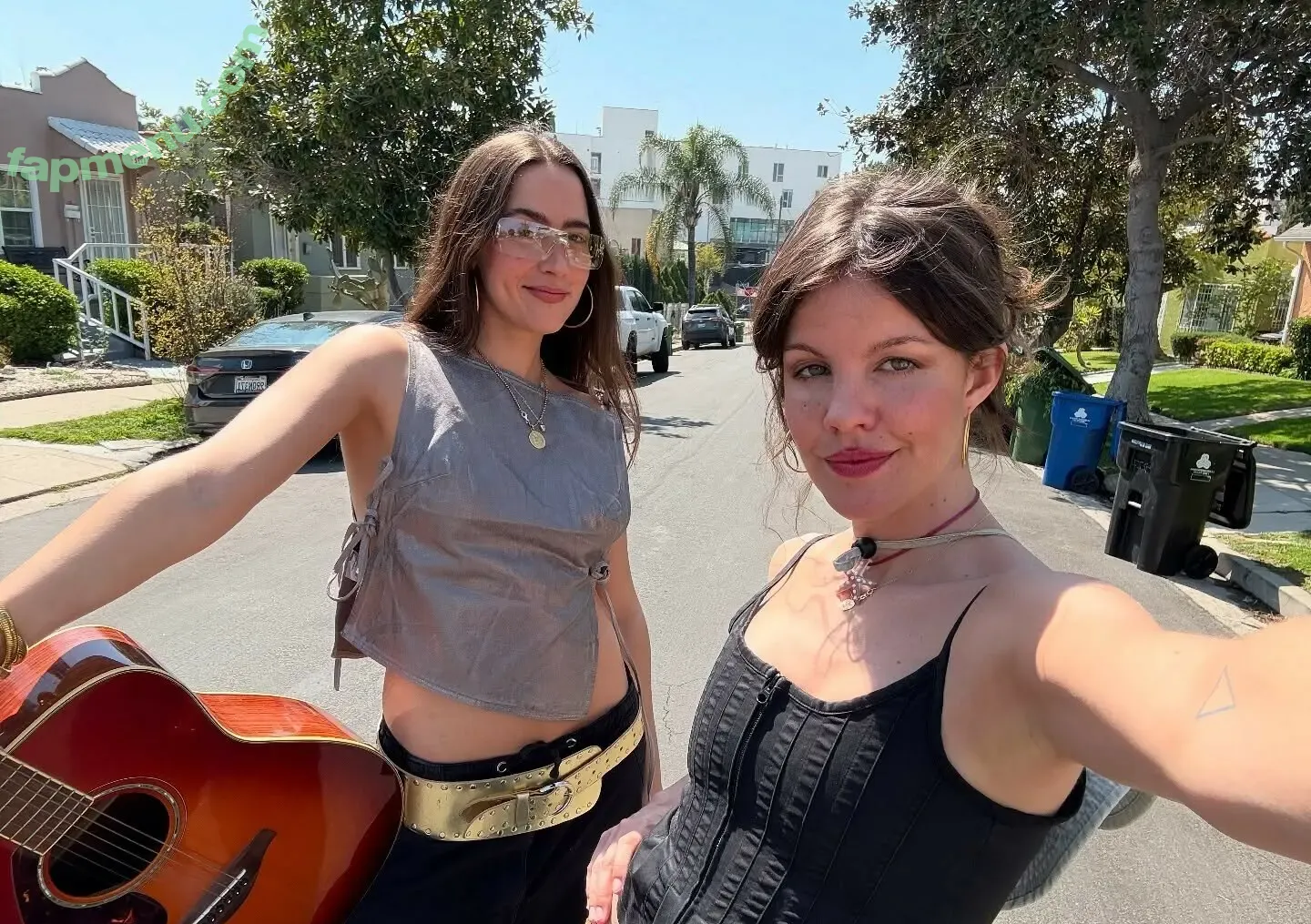 Hinds nude photo #0003 (hindsband)