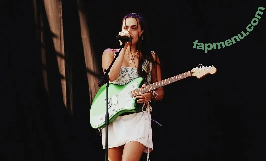 Hinds nude photo #0057 (hindsband)