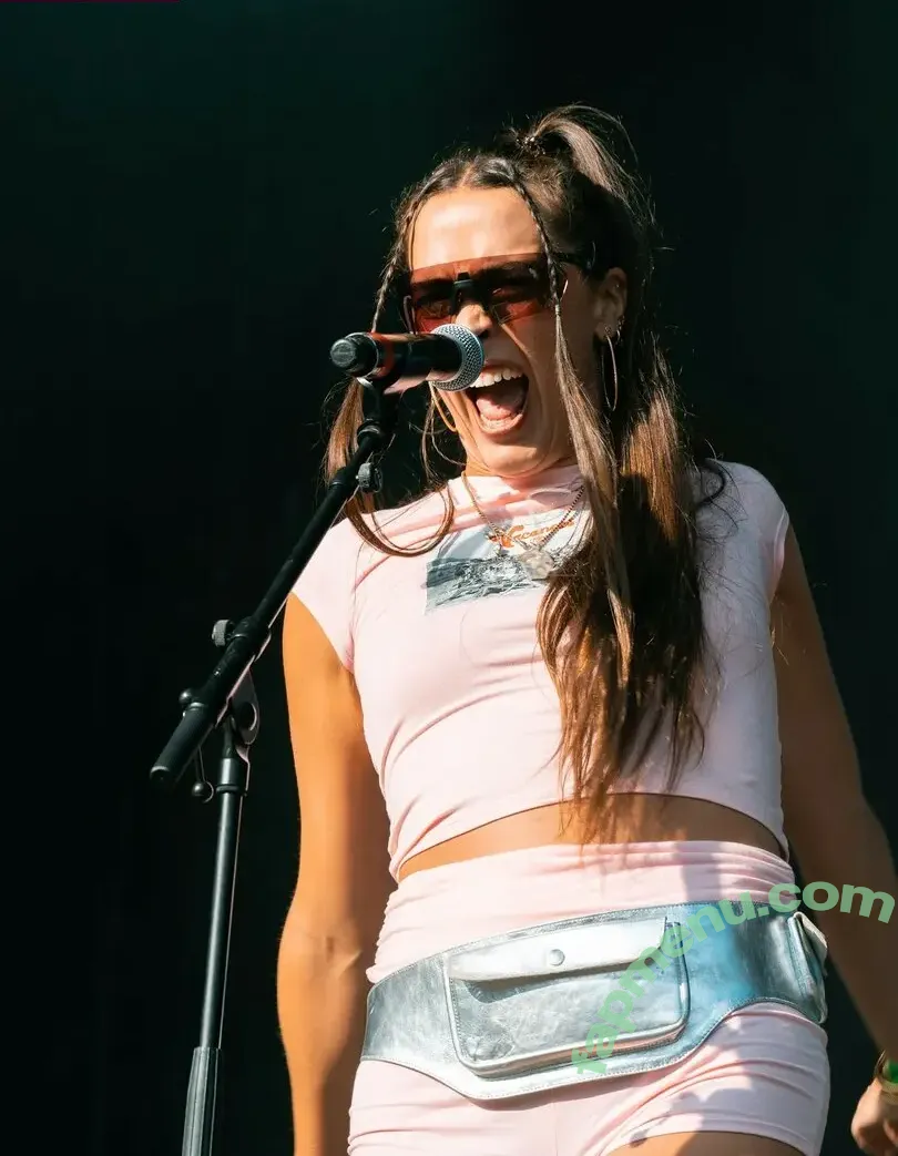 Hinds nude photo #0059 (hindsband)