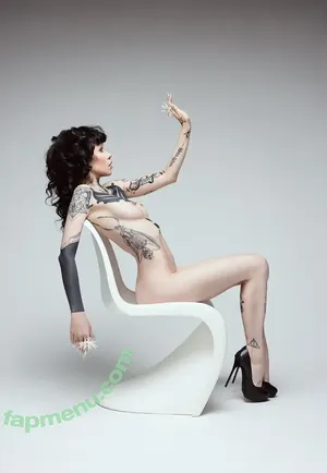  nude photo #0001