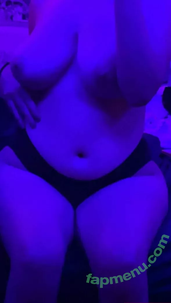 Hioobs nude photo #0180 (hi.oobie / hi.ooby)