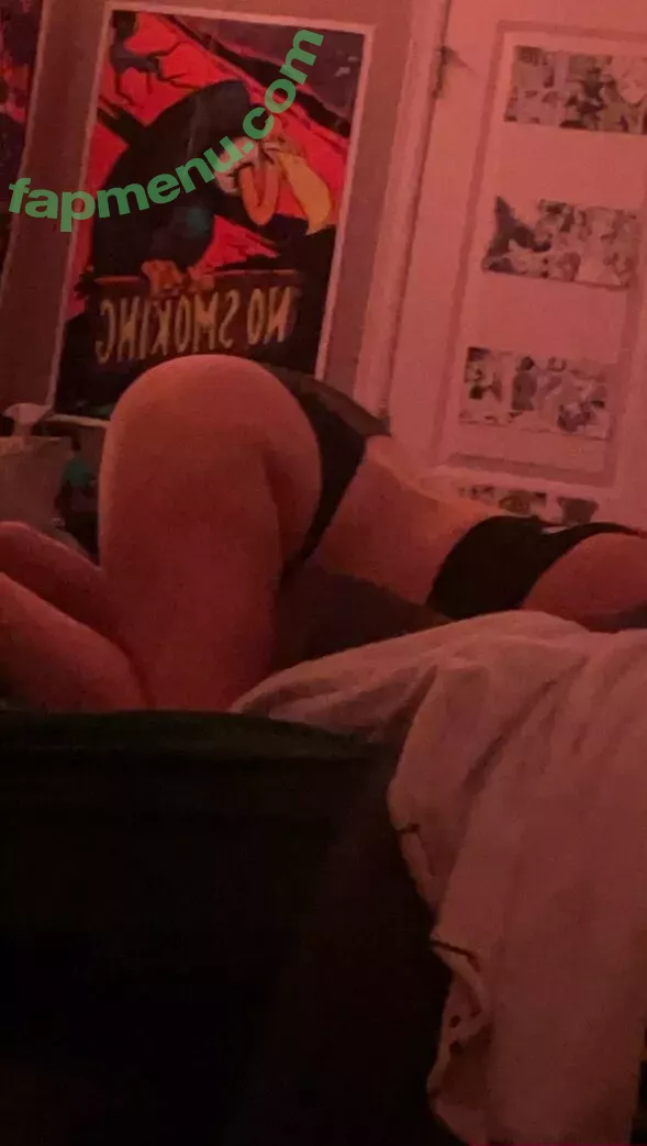 Hioobs nude photo #0208 (hi.oobie / hi.ooby)