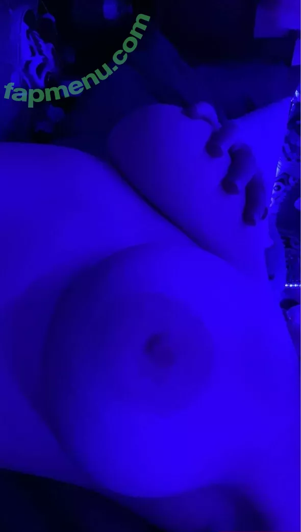 Hioobs nude photo #0320 (hi.oobie / hi.ooby)