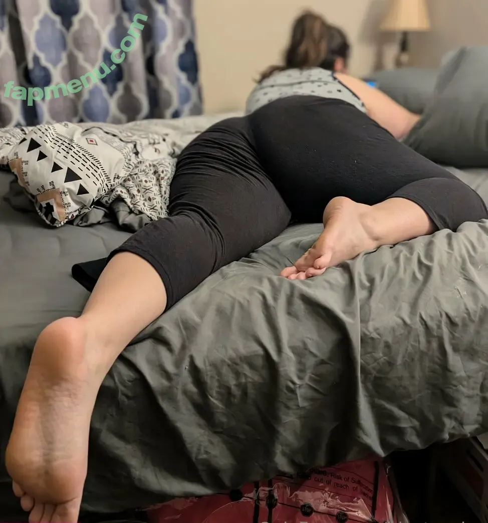 hipstosoles nude photo #0053 (blargherblargh)