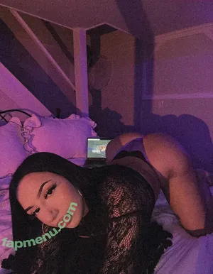 Hispanic / Latina Women / dianaMriveraa / dianamrivera_ / dianariveraa nude photo #0899