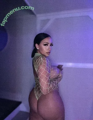 Hispanic / Latina Women / dianaMriveraa / dianamrivera_ / dianariveraa nude photo #0901