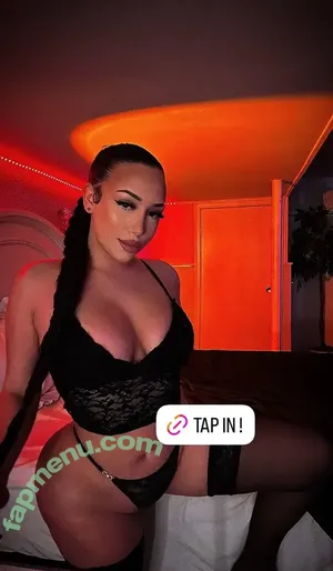 Hispanic / Latina Women / dianaMriveraa / dianamrivera_ / dianariveraa nude photo #0903