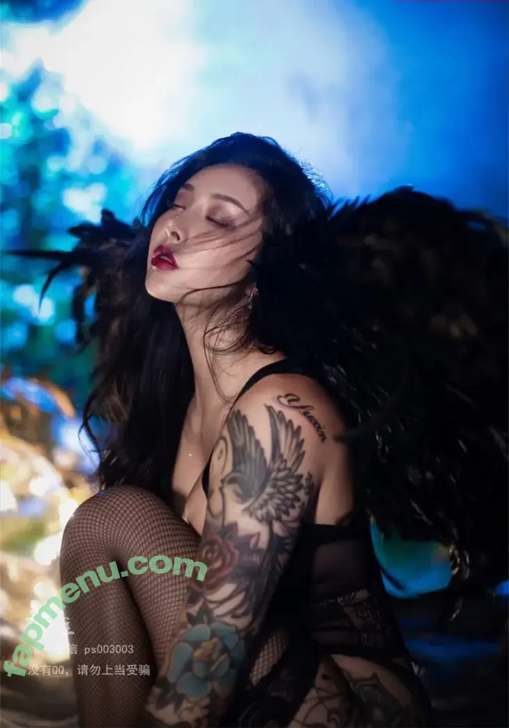 Hitomi Songyuxin nude photo #1126 (Lindsay78690789 / i_am_hitomi_1994 / songyuxinhitomi)