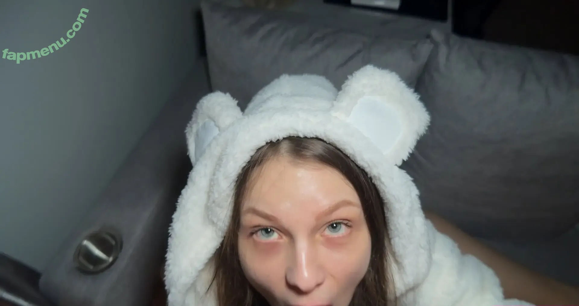 Hiyouth nude photo #0020 (bonjouryouth)