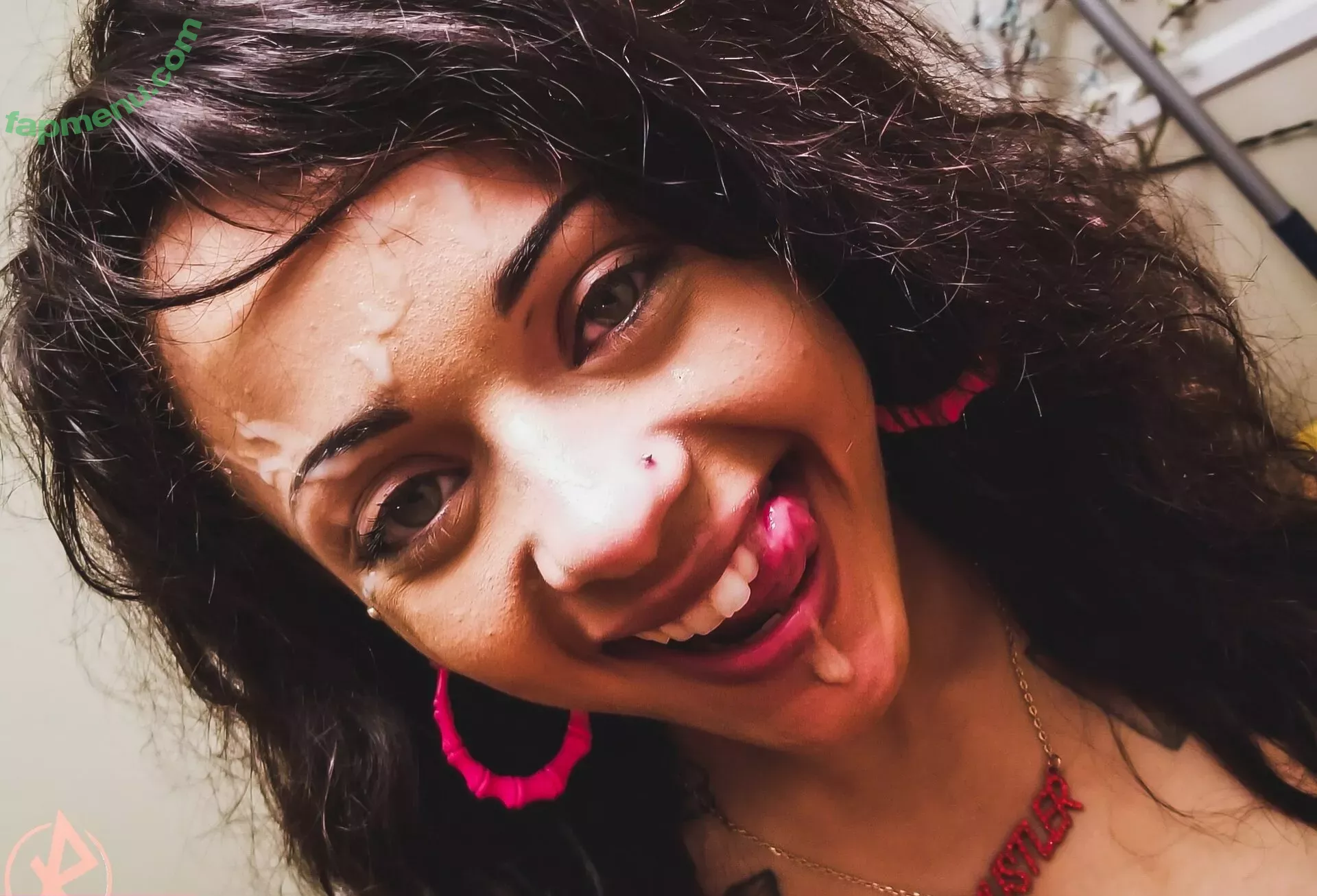 Holly Hendrix nude photo #0138 (hollyhendrix_ / hollyhendrixofficial)
