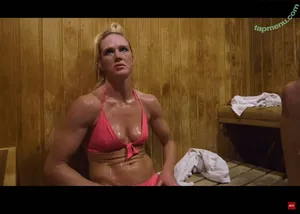 Holly Holm / hollyholm nude photo #0238