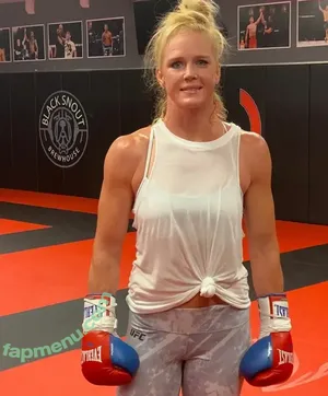 Holly Holm / hollyholm nude photo #0240