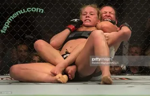 Holly Holm / hollyholm nude photo #0254