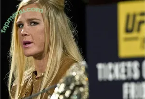 Holly Holm / hollyholm nude photo #0268