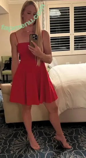 Holly Holm / 951825052 / hollyholm nude photo #0277