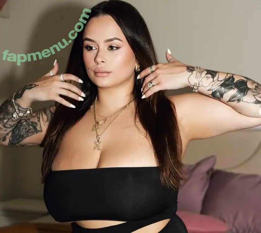 Holly Shorts nude photo #0001 (hollyshorts / kaywitdabagg)