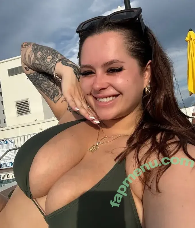 Holly Shorts nude photo #0004 (hollyshorts / kaywitdabagg)