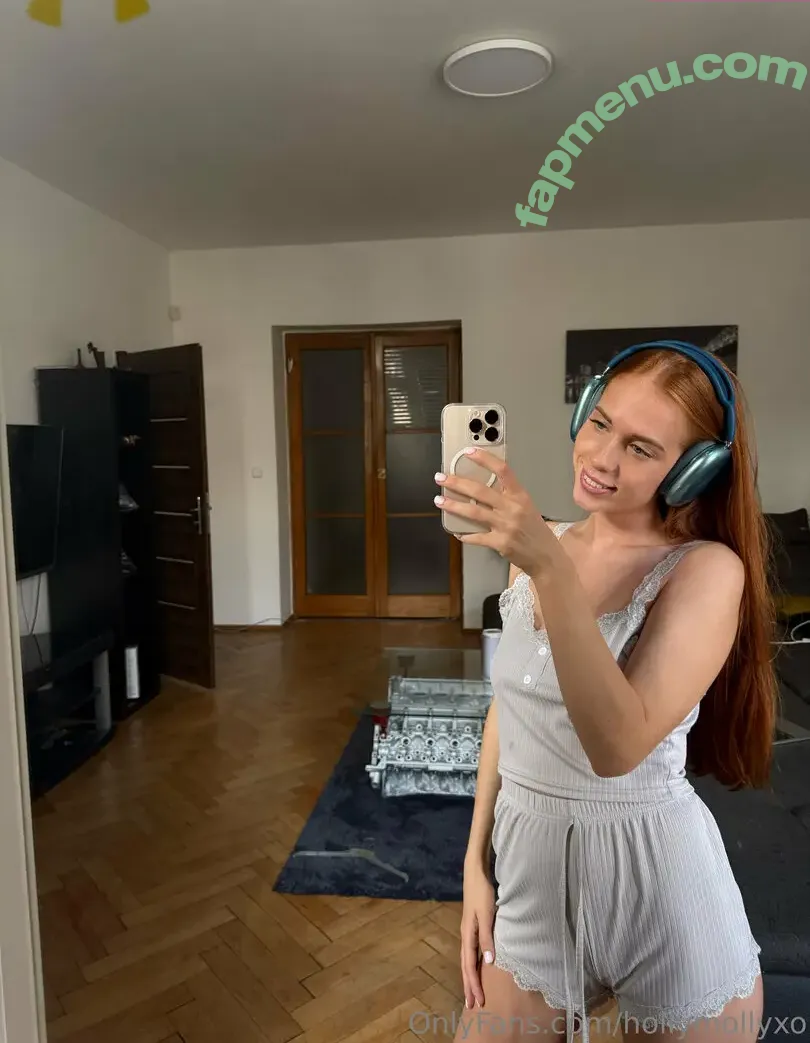 hollymollyxo nude photo #0340 (hollymolloyxo)