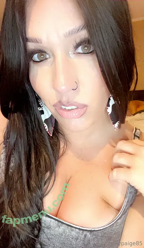 hollypaige85 nude photo #0005 (hollypaige85)