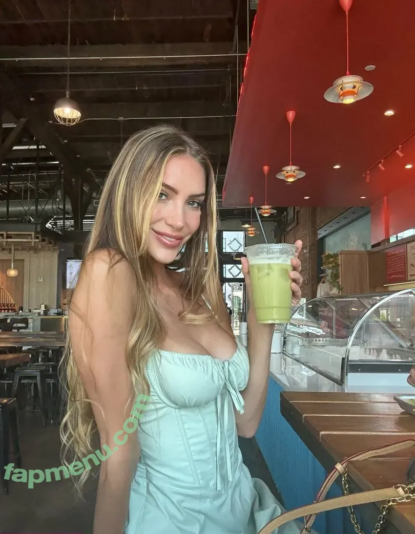 hollyroxx nude photo #0005 (hollyroxx)