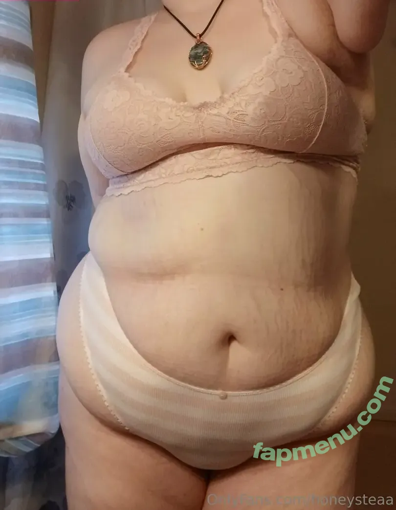 honeysteaa nude photo #0015 (honeysteaa)