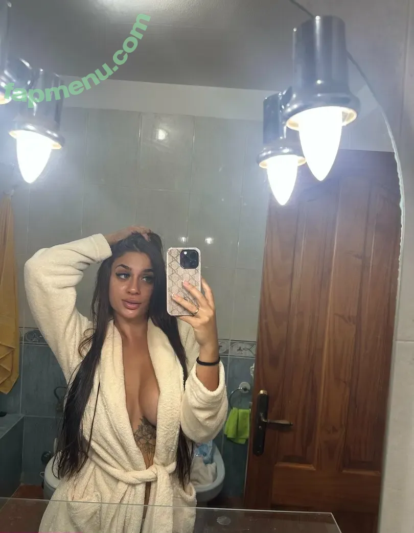honeyyc nude photo #0045 (therealhoneyyc)